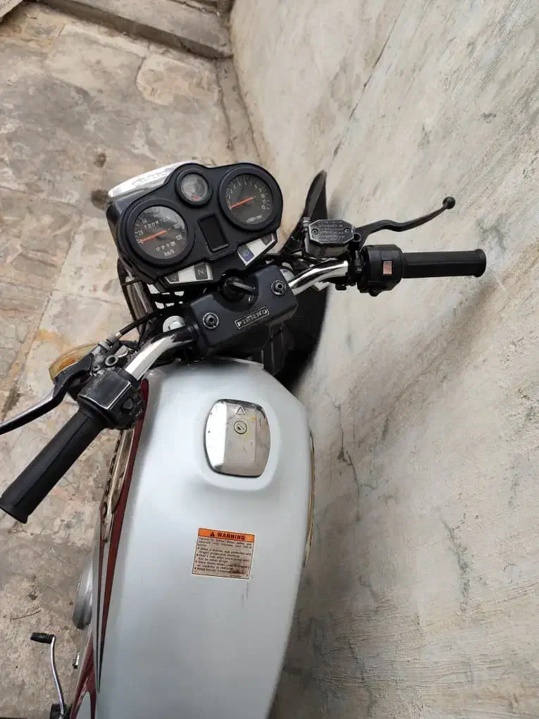 موتور پیشرو ۱۵۰ کم کار|موتورسیکلت|شیراز, تحویلی|دیوار