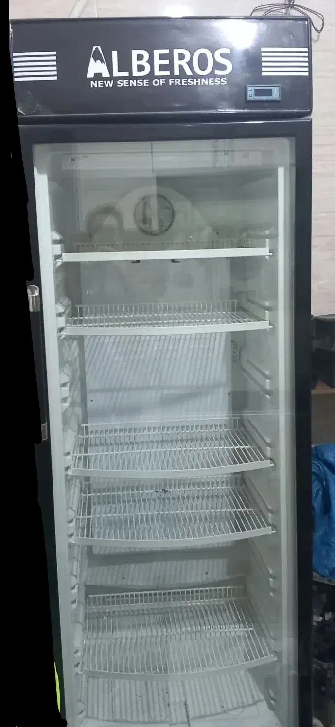 یخچال ویترین|کافی‌شاپ و رستوران|رشت, معلولین|دیوار