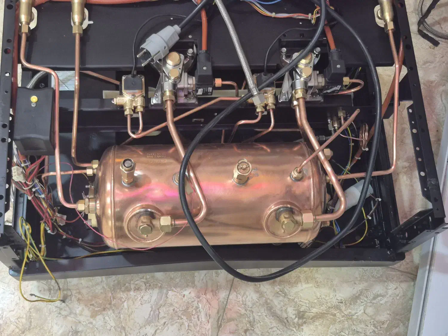 جیمبالی m27|کافیشاپ و رستوران|یزد, |دیوار