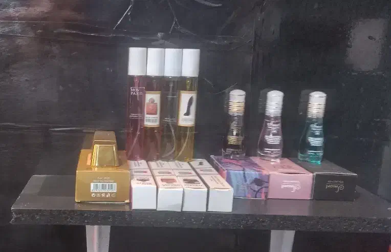 ادکلن عمده|آرایشی، بهداشتی، درمانی|رشت, سلیمانداراب|دیوار