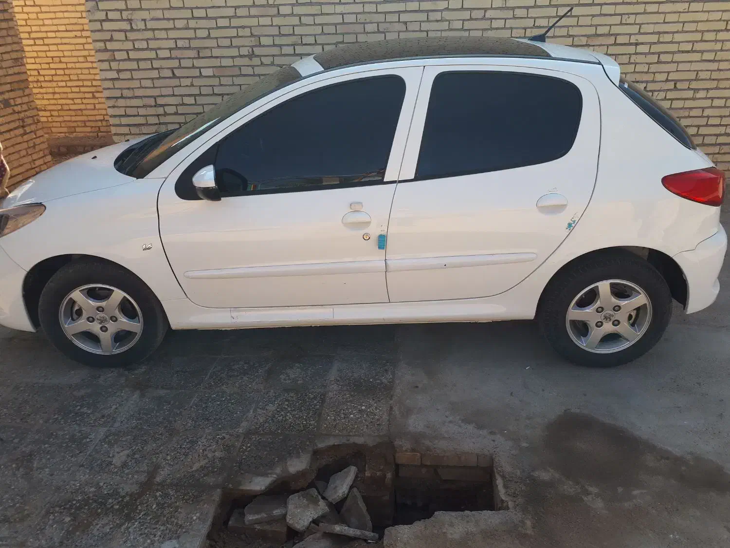 207 ارتقا یافته ۴۰۳|خودرو سواری و وانت|کرخه, |دیوار