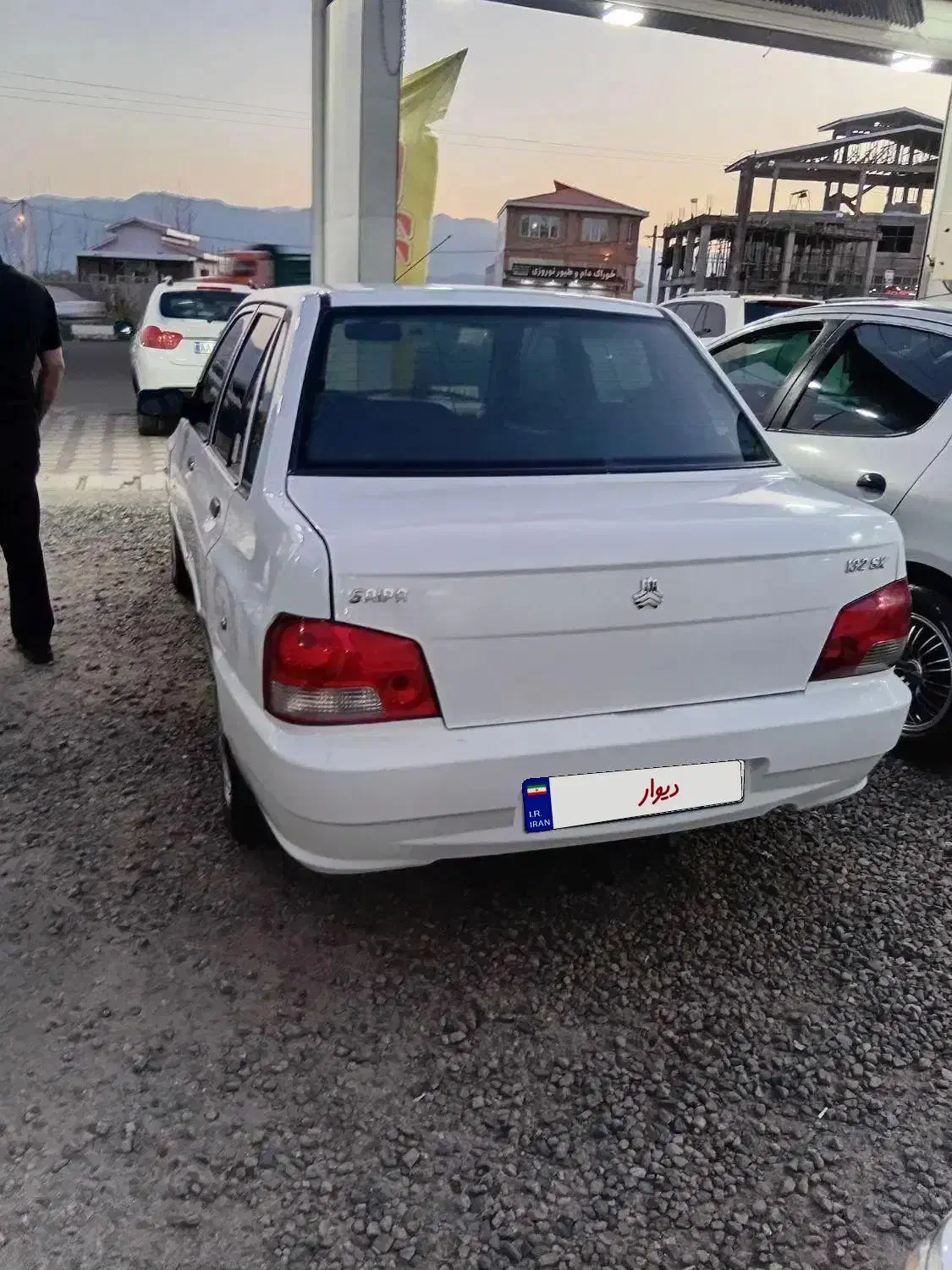 پراید۱۳۲سفید|خودرو سواری و وانت|رودسر, |دیوار