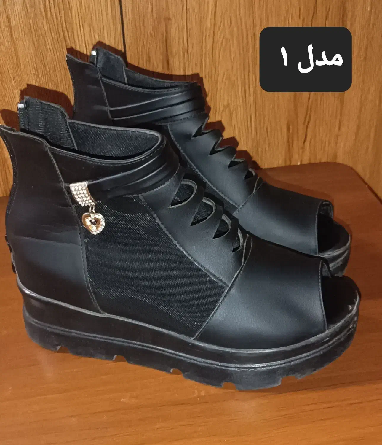 کفش زنانه و دخترانه|کیف، کفش، کمربند|گرمسار, |دیوار