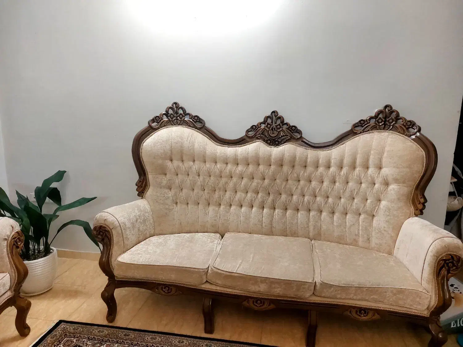 مبلمان سلطنتی تمیز|مبلمان خانگی و میز عسلی|بجنورد, |دیوار