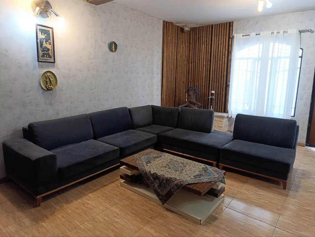 فروش فوری و حراج وسایل منزل|مبلمان خانگی و میز عسلی|هشتگرد, طاووسیه|دیوار