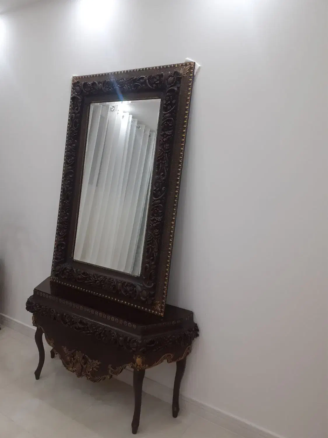 آینه و میز|میز و صندلی غذاخوری|کرمانشاه, |دیوار