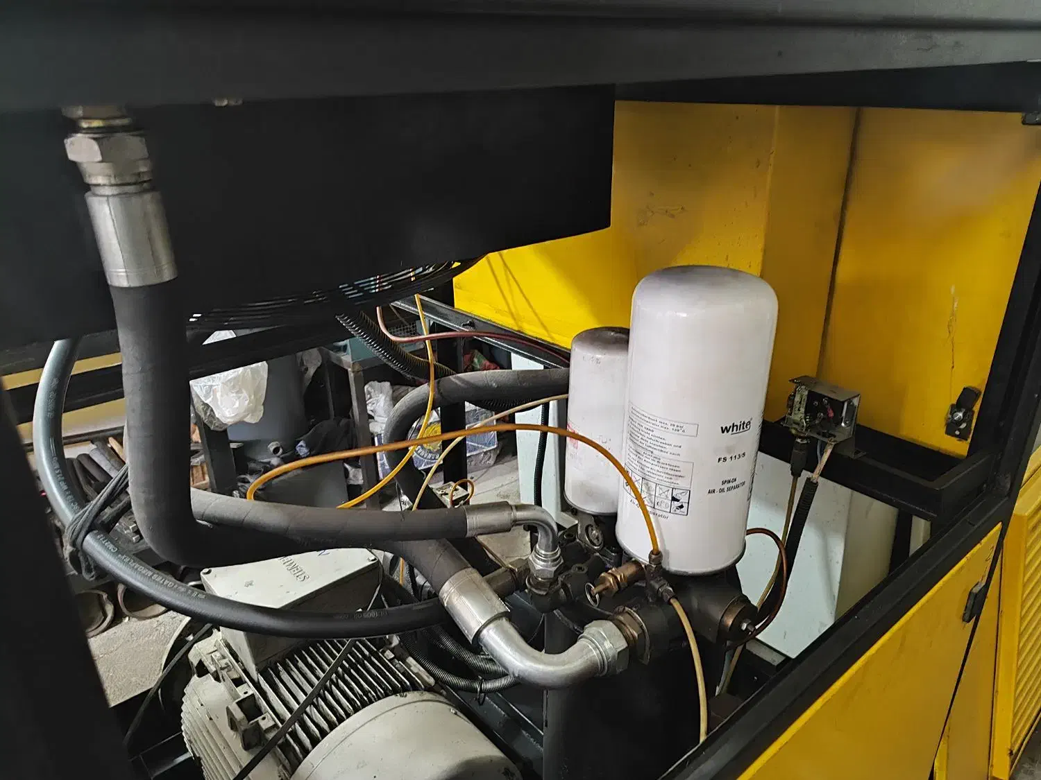 فروش کمپرسور اسکرو ۴متری30kw.اورهال شده کامل|ماشین‌آلات صنعتی|رباط‌کریم, صبا باطری|دیوار