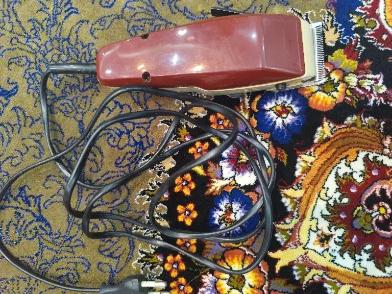 سر تراتش بت فروش میرسد|آرایشی، بهداشتی، درمانی|کازرون, |دیوار