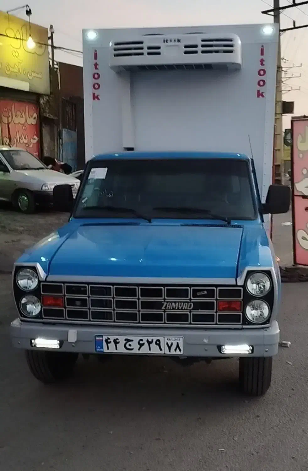 حمل بار سردخانه ای با نیسان یخچالدار|خدمات حمل و نقل|اسلام‌شهر, باغ فیض|دیوار