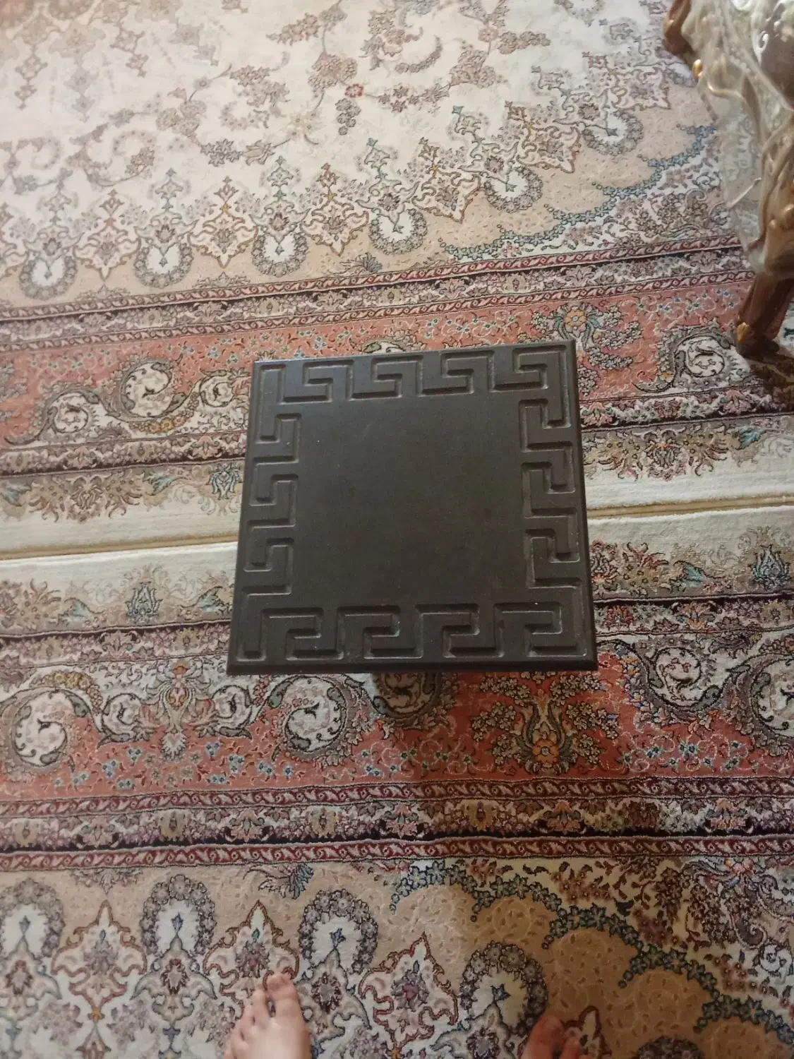 فروش وسایل منزل|مبلمان خانگی و میز عسلی|اندیشه, اندیشه فاز ۴|دیوار