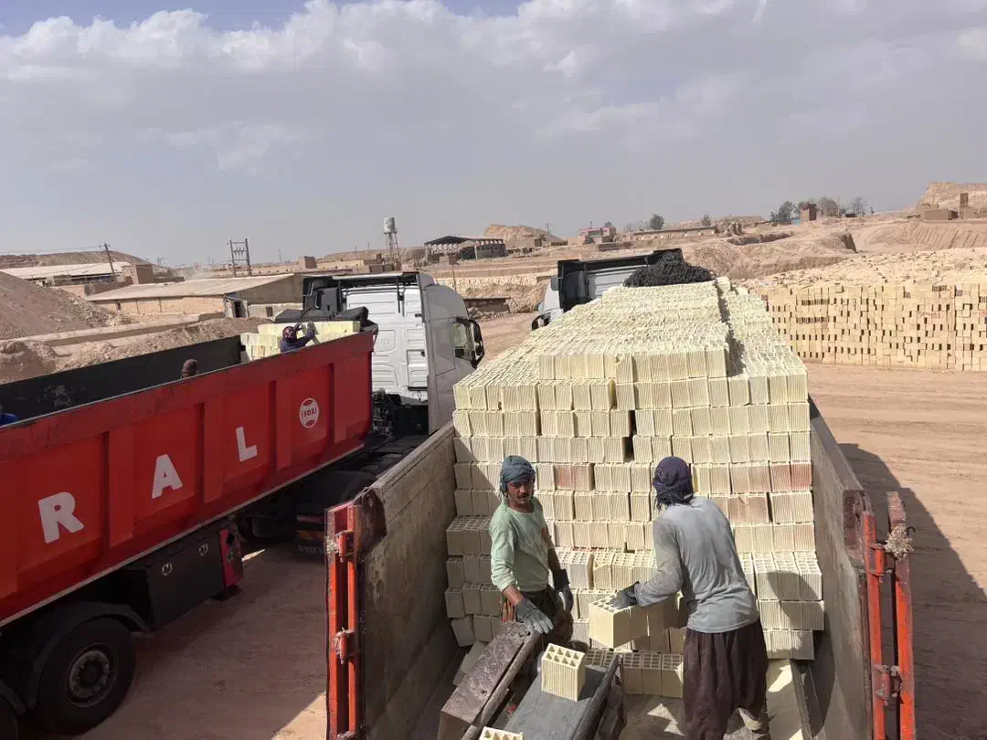 کارخانه آجر ونوس سفال 10و 15 و لفتون|مصالح و تجهیزات ساختمان|برخوار, |دیوار