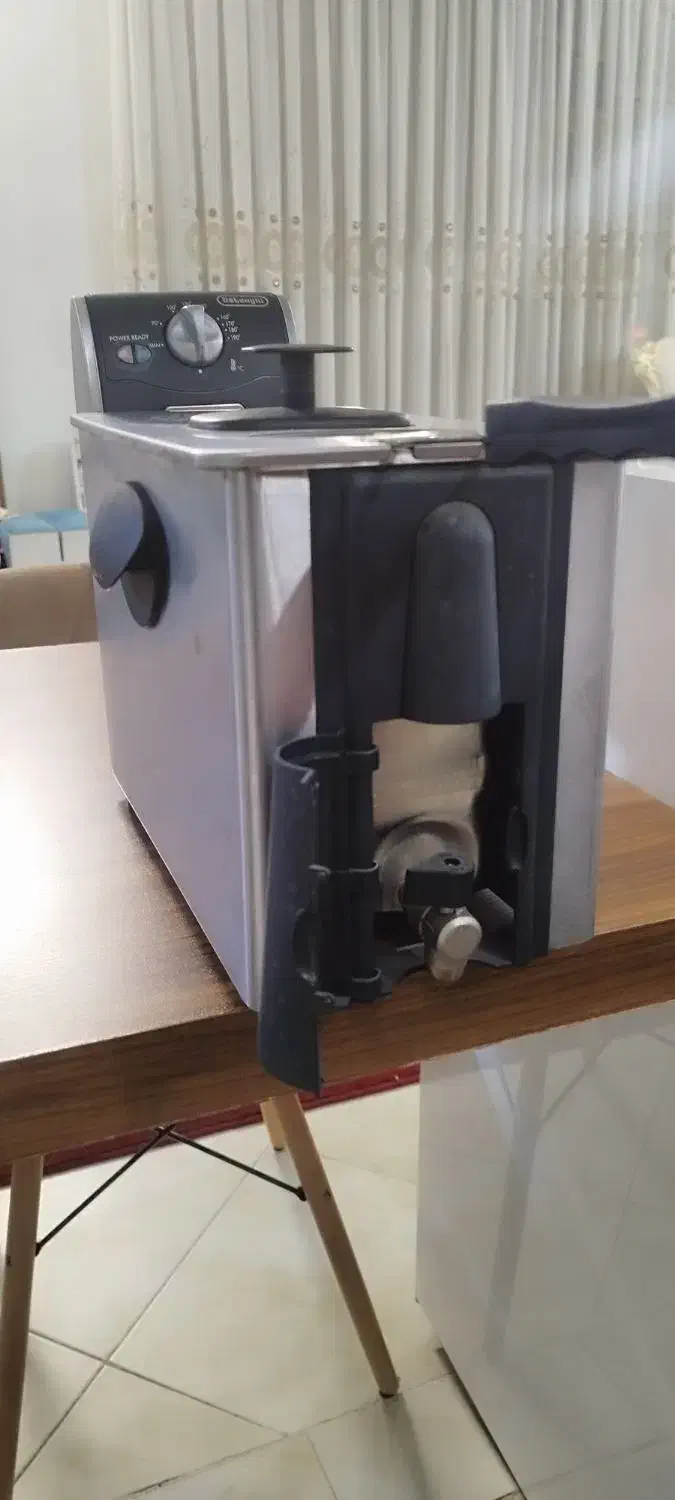 سرخ کن . دلونگی|سایر لوازم برقی|مشهد, چهارچشمه|دیوار