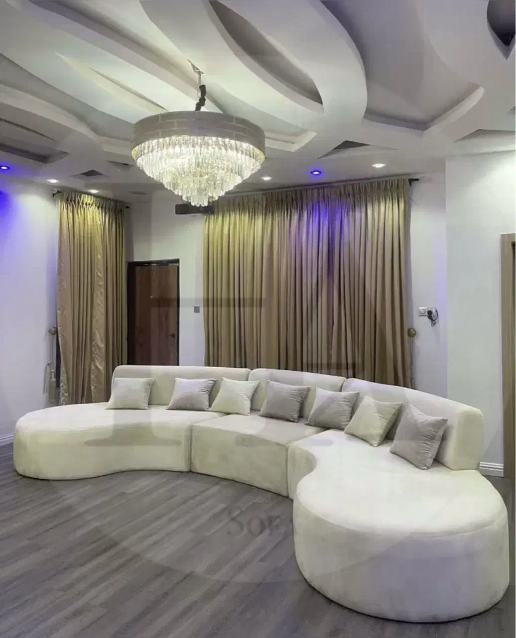 مبل یو مدل سلنا(هازل قشم)|مبلمان خانگی و میز عسلی|قشم, |دیوار