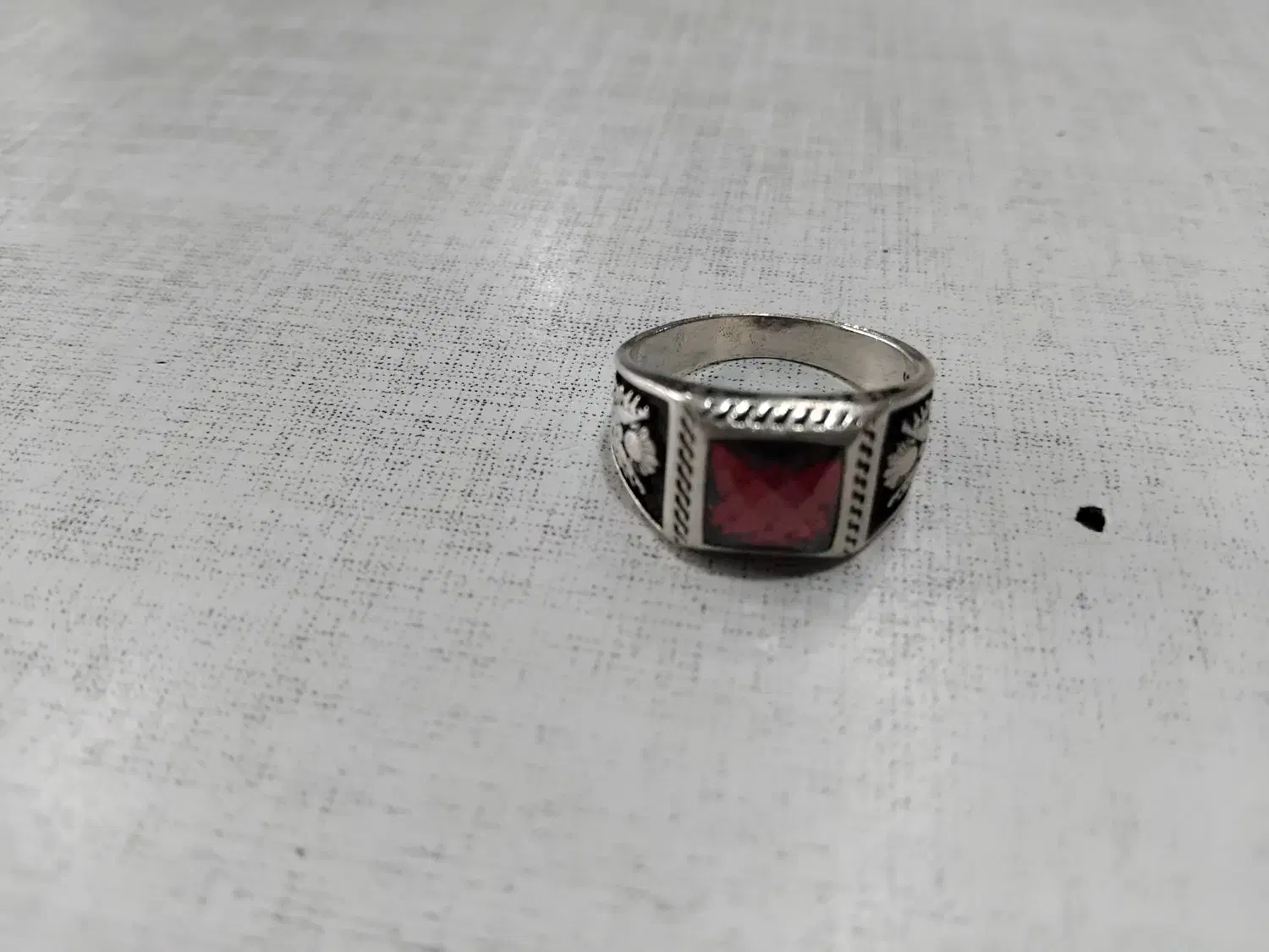 انگشتر|جواهرات|رشت, عینک|دیوار