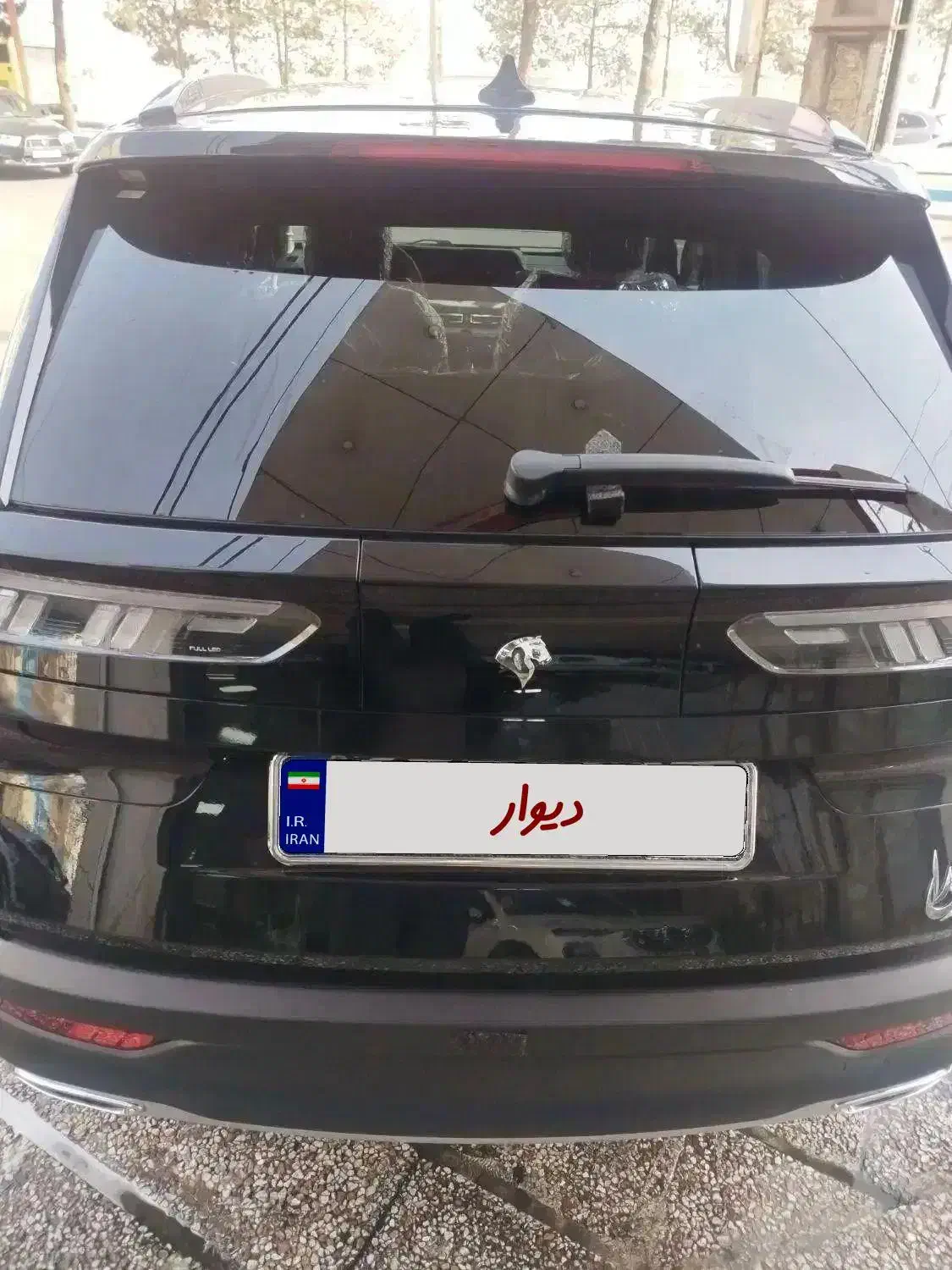 ریرا|خودرو سواری و وانت|اندیشه, اندیشه فاز ۱|دیوار