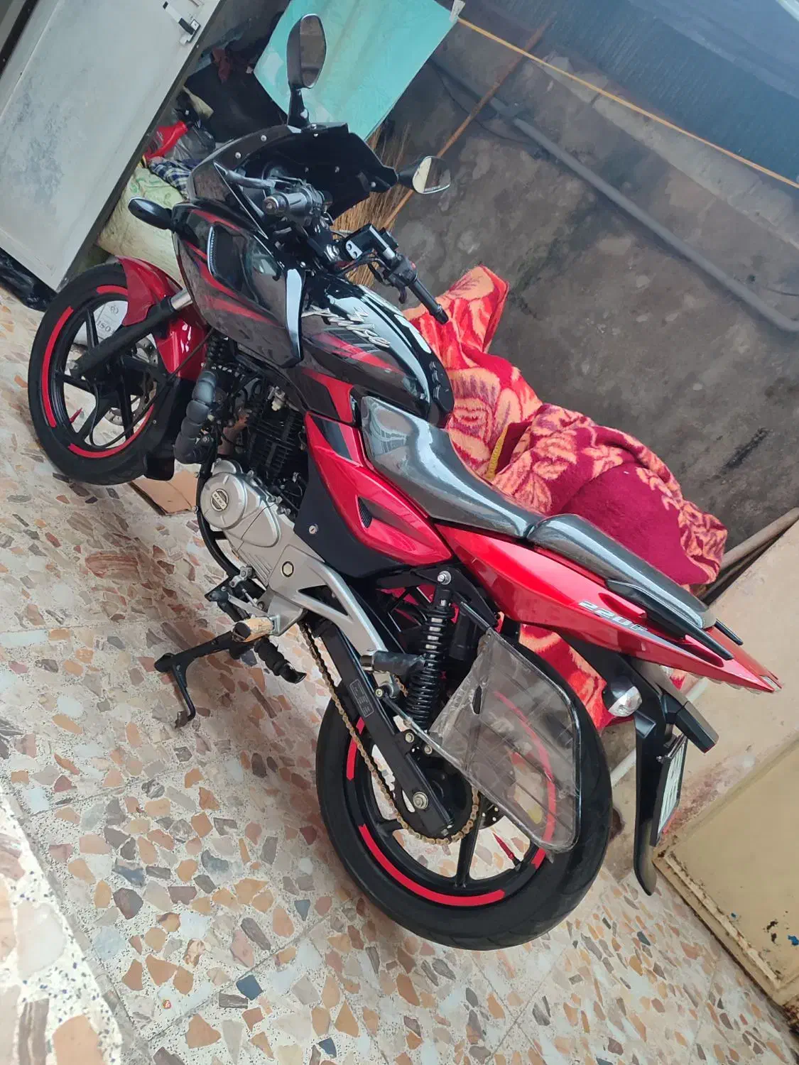 پالس220درحد|موتورسیکلت|رشت, استقامت ۱|دیوار