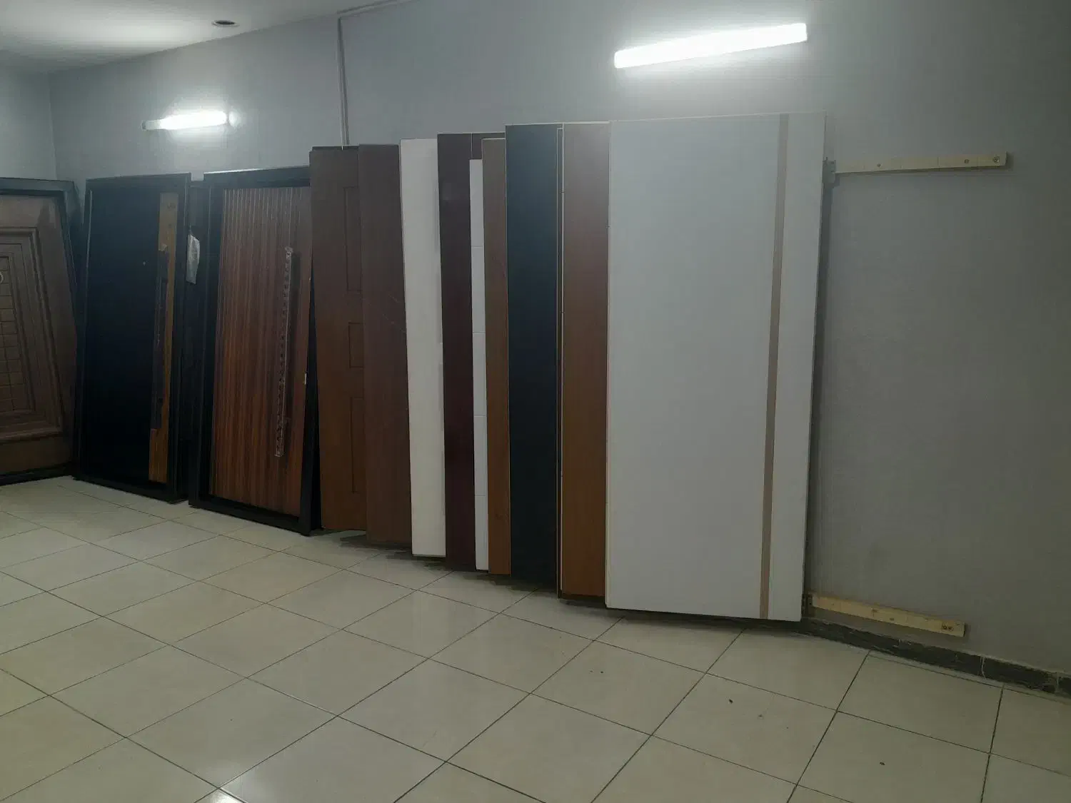 تولید درب ضدسرقت و داخلی|خدمات پیشه و مهارت|فردیس, فردیس|دیوار