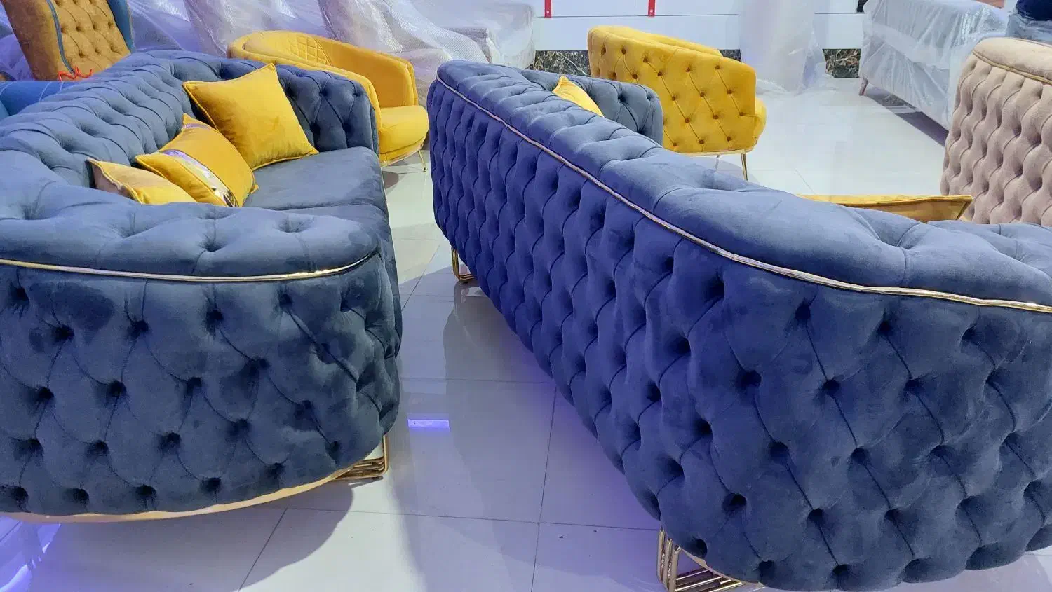 مبل راحتی مدل چستر(تمام لمسه)|مبلمان خانگی و میز عسلی|سلماس, |دیوار