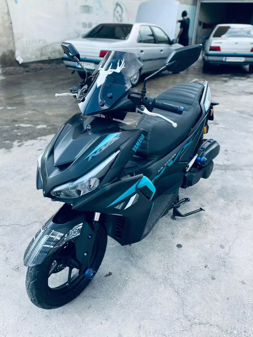 موتور آیروکس|موتورسیکلت|ایوان, |دیوار