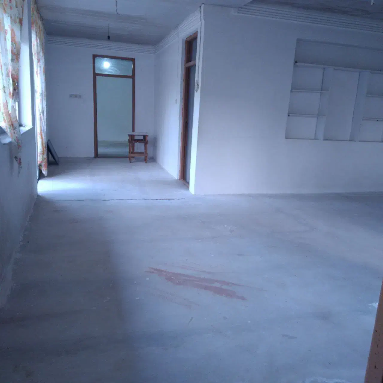 فروش خانه ویلای با باغ وحیات دار داخل رشت|فروش خانه و ویلا|رشت, آب و برق|دیوار