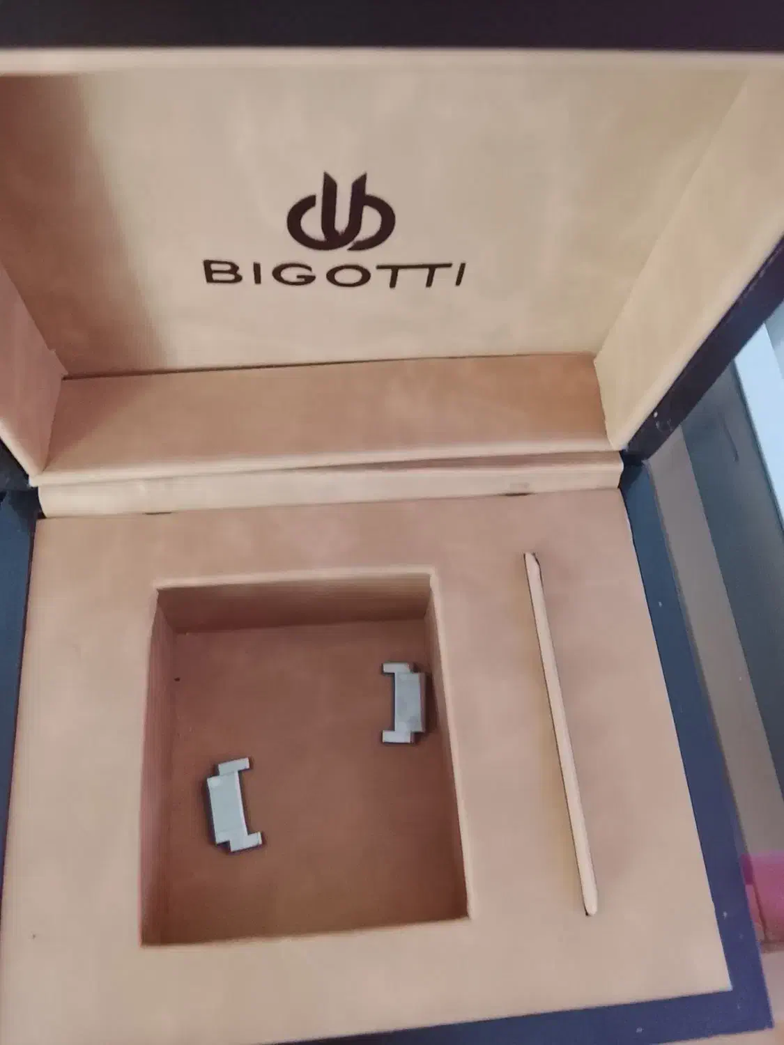 ساعت بیگوتی اورجینال|ساعت|سنندج, |دیوار