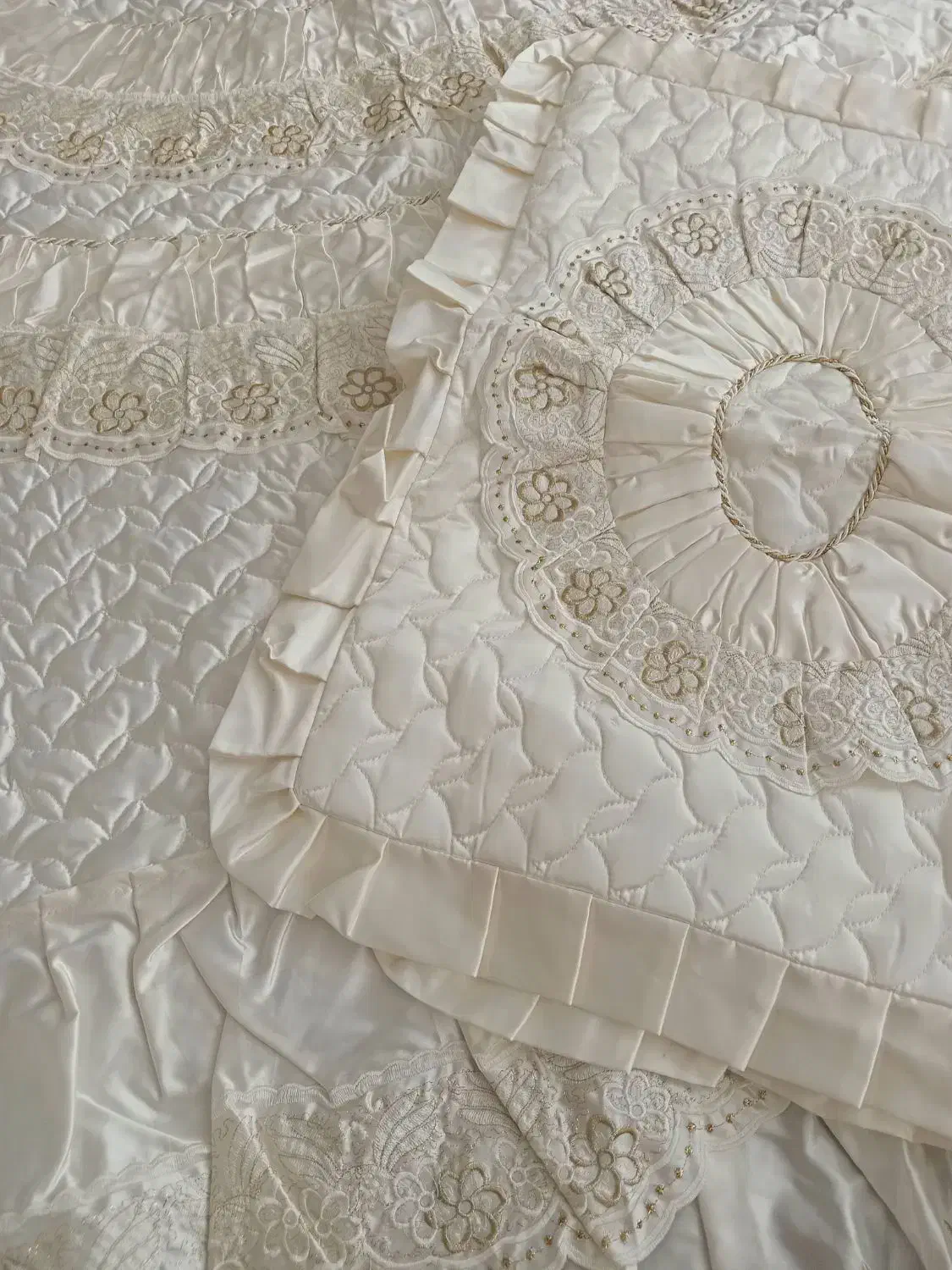 روتختی دونفره ساتن نباتی دوخت کشور سوریه|سرویس روتختی|مشهد, آزادشهر|دیوار