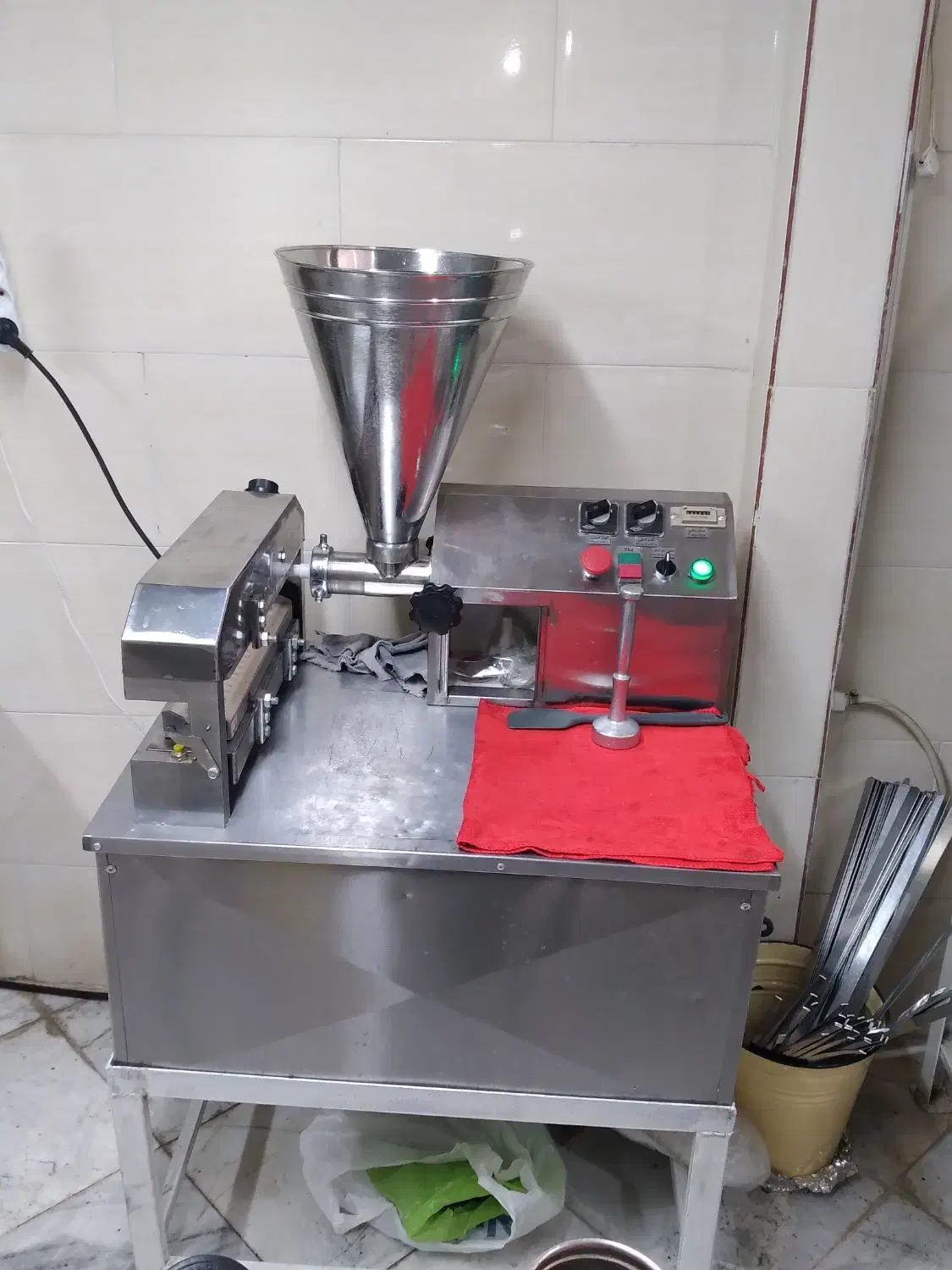 فروش وسایل کبابی تکی و کلی|کافیشاپ و رستوران|هشتگرد, شهرک ولیعصر (مصلی)|دیوار