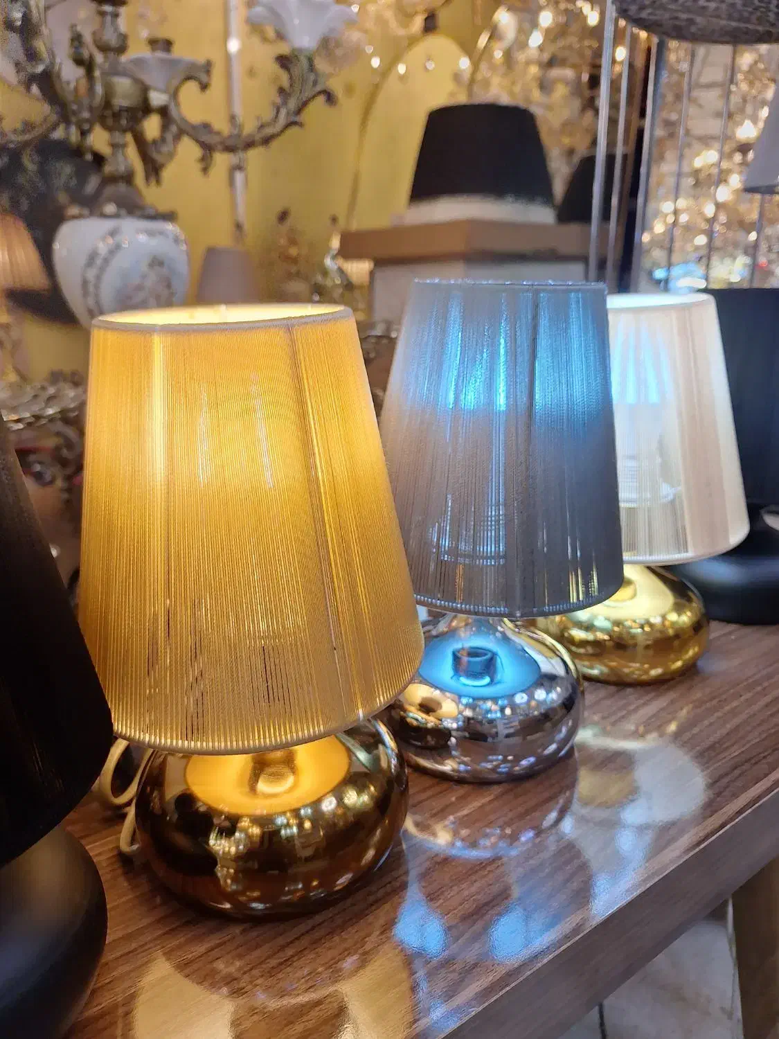 آباژور رومیزی|چراغ خواب و آباژور|مشهد, هنرور|دیوار