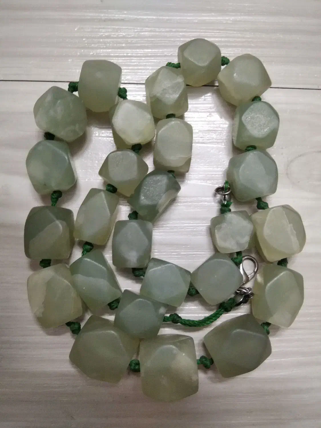 گردنی یشم و گوی گوارتز|جواهرات|تهران, هلال احمر|دیوار