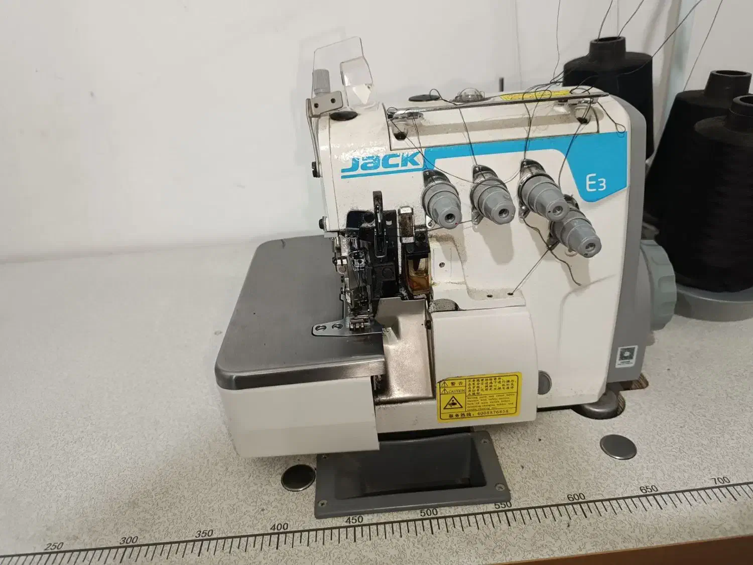 چرخ راسته وسردوز جک|چرخ خیاطی و ریسندگی|رباط‌کریم, نصیرشهر|دیوار