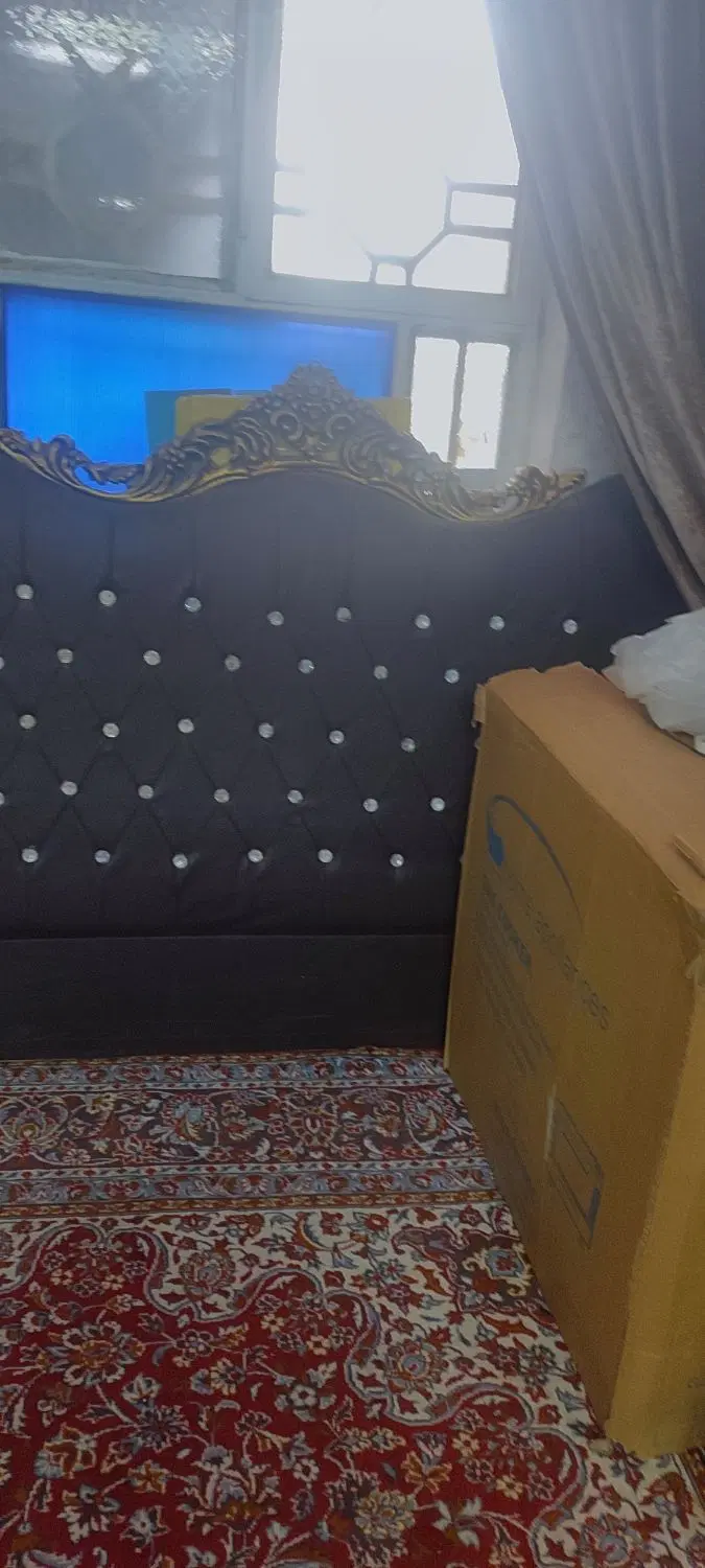 تاج تخت|تخت و سرویس خواب|شوش, |دیوار