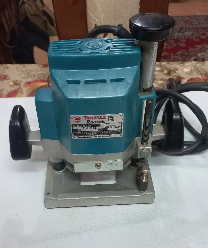 اور فرز ماکیتا (اصل ژاپن سری اول واردات به ایران)|ابزارآلات|لنگرود, |دیوار