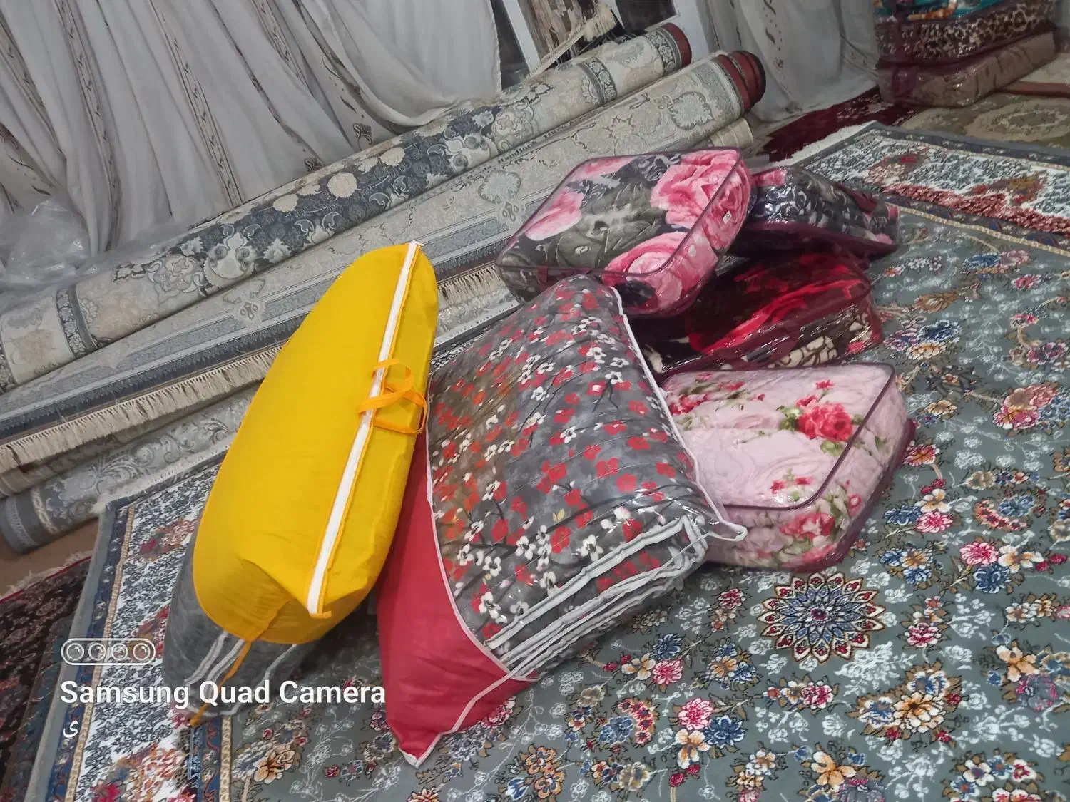 پتو و تشک اقتصادی|رختخواب، بالش، پتو|خمینی‌شهر, |دیوار