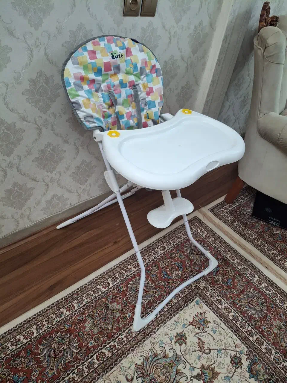 صندلی غذا دلیجان|تخت و صندلی بچه|ری, شهادت|دیوار