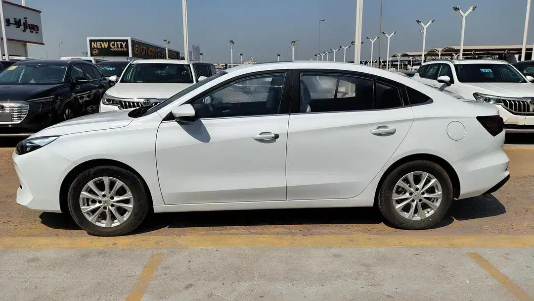 mg5 مدل 2024 صفر کیلو متر کف گمرک جهت فروش|خودرو سواری و وانت|حمیدیه, |دیوار