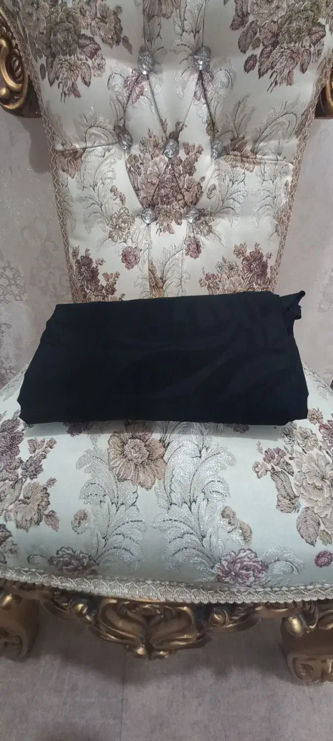 چادر مشکی طرح دار|لباس|اهواز, کمپلو جنوبی|دیوار