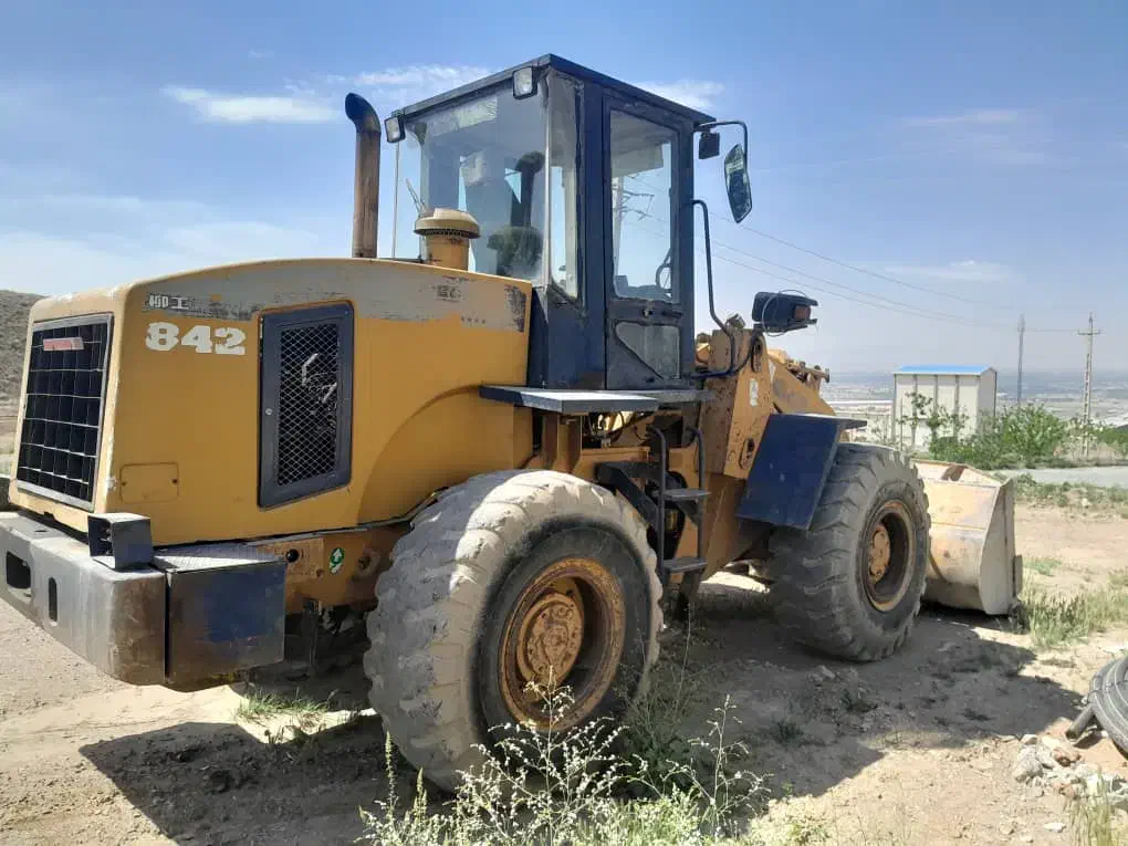 لودر لیوگانگ ۸۴۲وارداتی|خودرو سنگین|کرج, کمال‌شهر|دیوار