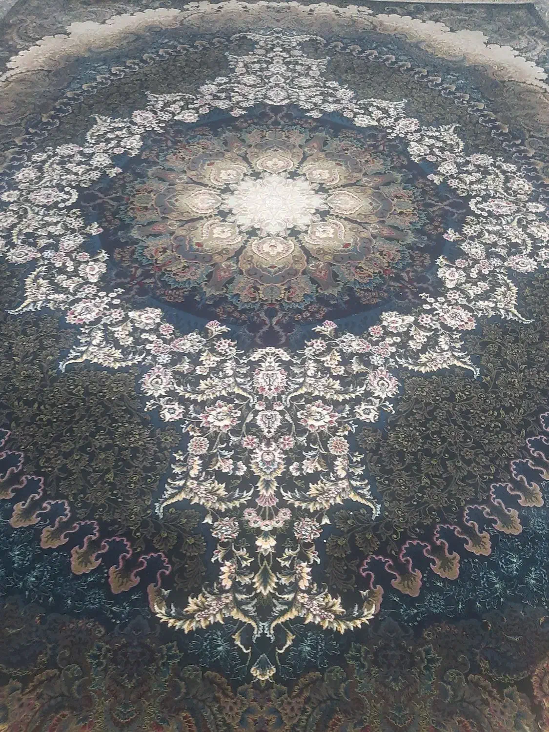 دوتخته فرش ۱۲متری جنس نخ پنبه ۷۰۰شانه تراکم ۲۵۵۰|فرش|پیشوا, |دیوار