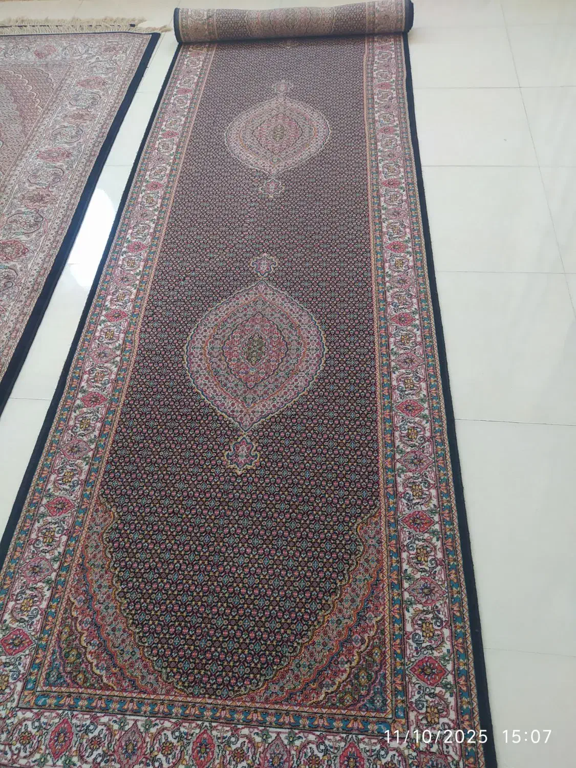 یک تخته کناره فرش 4متری 700شانه در حد نو|فرش|تبریز, |دیوار