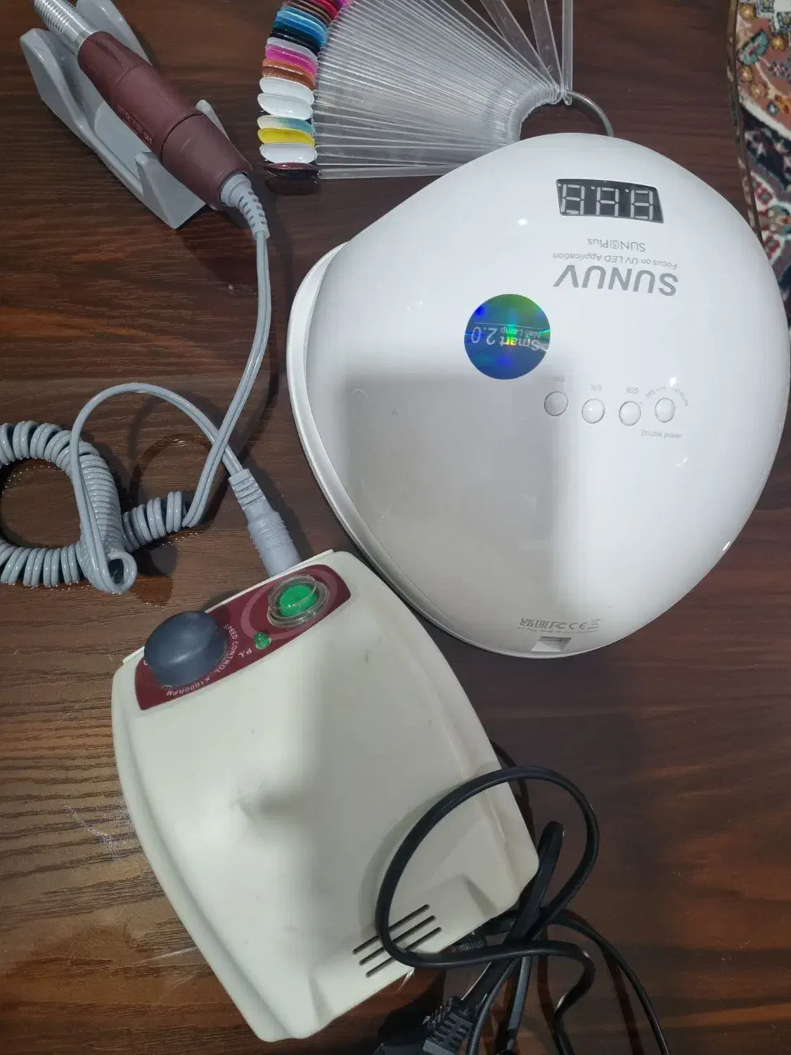 لوازم کاشت ناخن|آرایشگاه و سالنهای زیبایی|میاندوآب, |دیوار