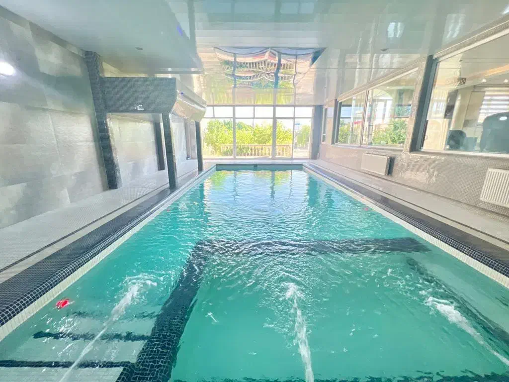 ویلای استخردار مدرن|اجارهٔ کوتاه‌مدت ویلا و باغ|تهران, تهرانسر مرکزی|دیوار