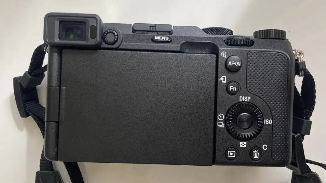 دوربین A7c و لنز سونی ۲۴-۷۰ زایس|دوربین عکاسی و فیلم‌برداری|شیراز, شهرک مدرس|دیوار