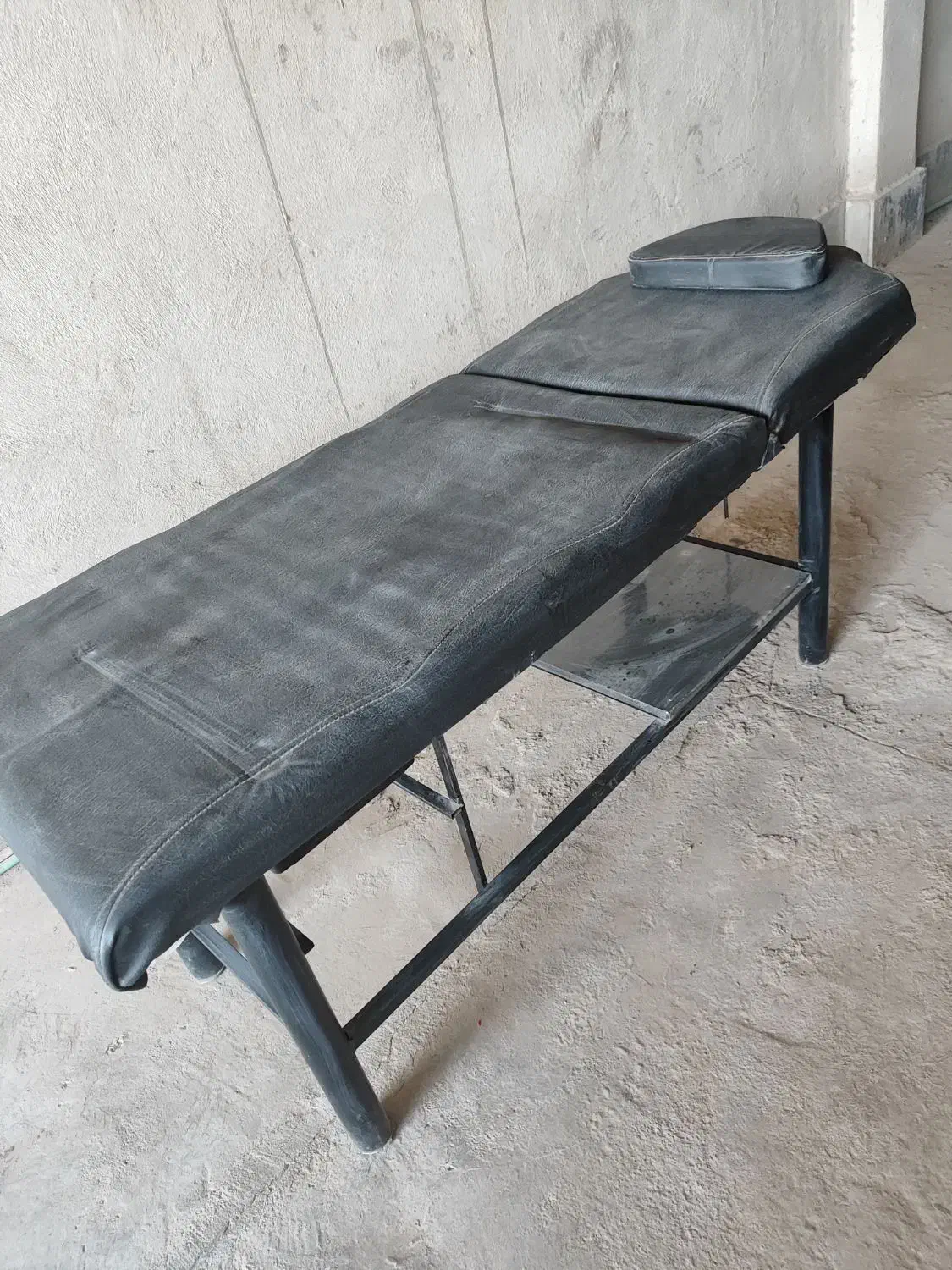 تخت سالنی|تخت و سرویس خواب|خاش, |دیوار