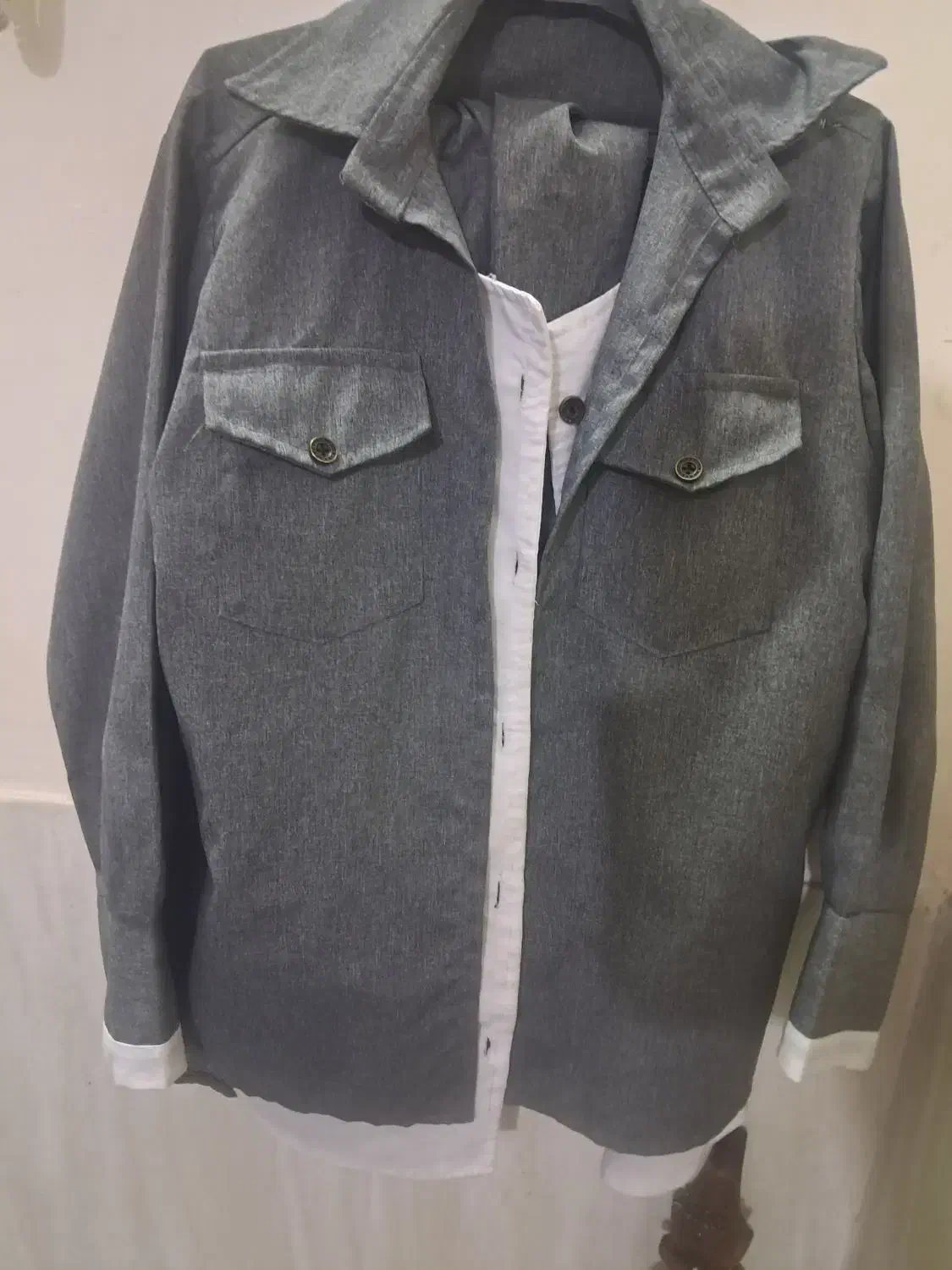 لباس نو|لباس|جهرم, |دیوار