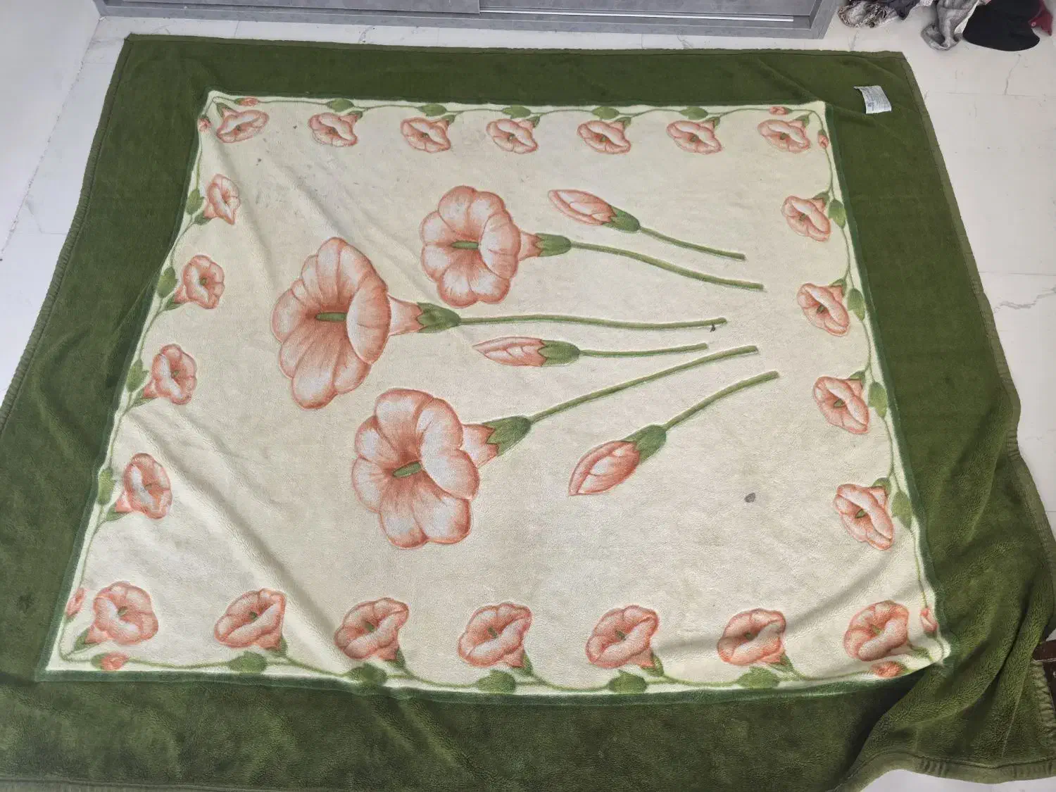 تعدادی پتو|رختخواب، بالش، پتو|تهران, طیب|دیوار