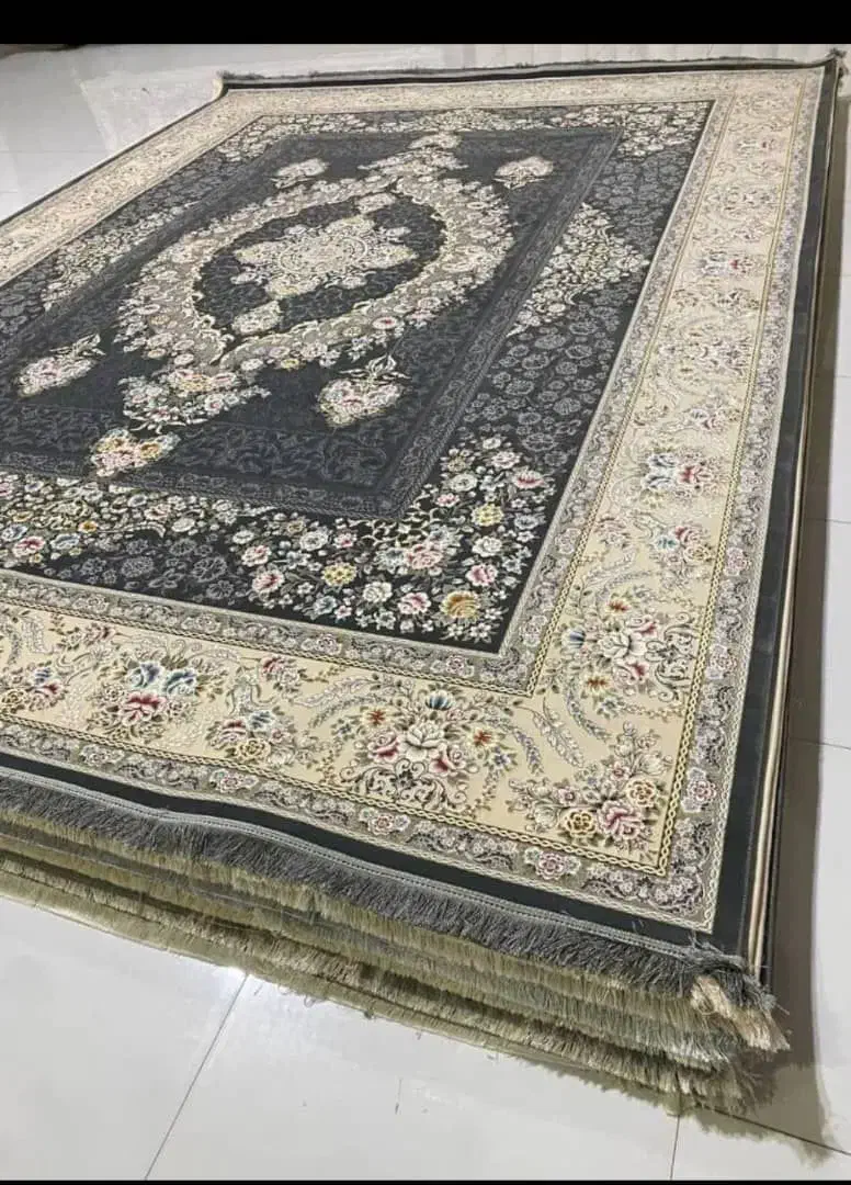 فرش طرح افشان گل ریز رنگ کرم|فرش|سیرجان, |دیوار