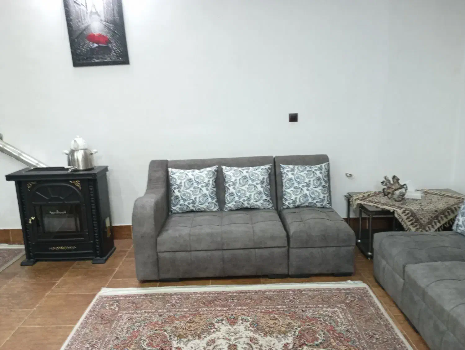 مدل ال،طوسی رنگ ،بدون استفاده ،نو،چیدمان متنوع|مبلمان خانگی و میز عسلی|شیراز, کوشک میدان|دیوار