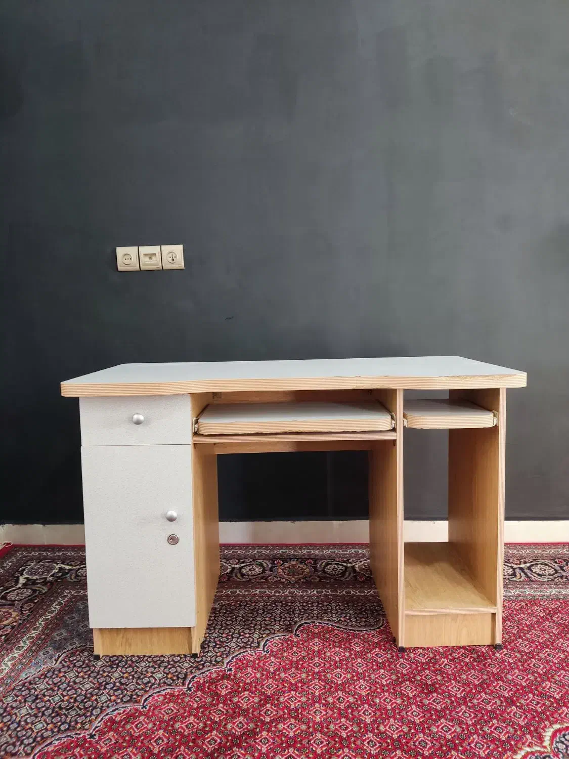 میز کامپیوتر و کار سالم نمین|میز تحریر و کامپیوتر|اردبیل, |دیوار