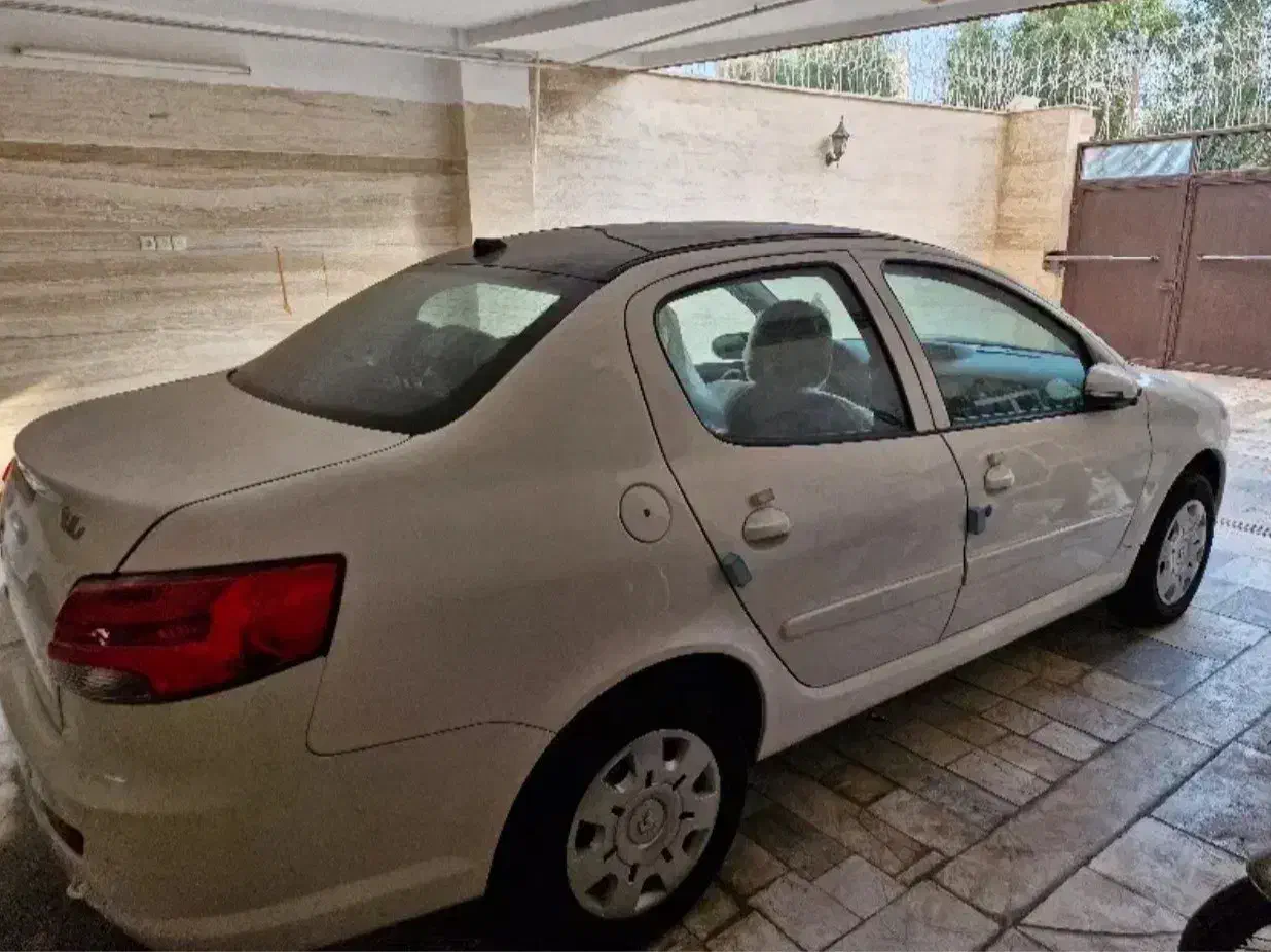 رانا پلاس پانوراما صفر موتور تارا ۶دنده فرمان برقی|خودرو سواری و وانت|رشت, صفاری|دیوار