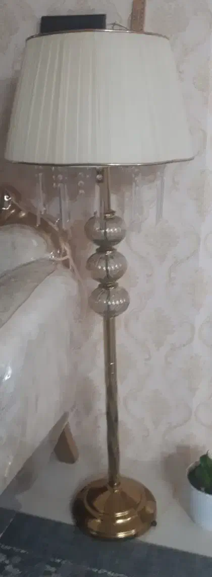 یک عدداباژورومیزتلفن.تابلوسنتی.یه عددمجسمه|چراغ خواب و آباژور|اردبیل, |دیوار